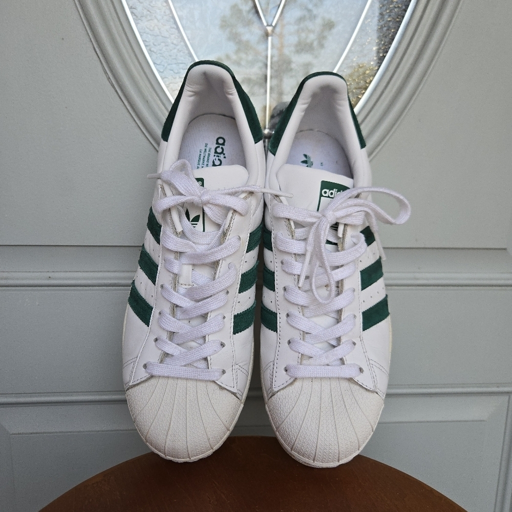 Adidas Men's Superstar Shoe White & Green - Picture 2 of 8
